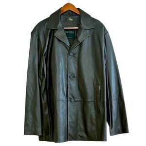 NWT Danier Sz M Men’s Army Green Leather Jacket